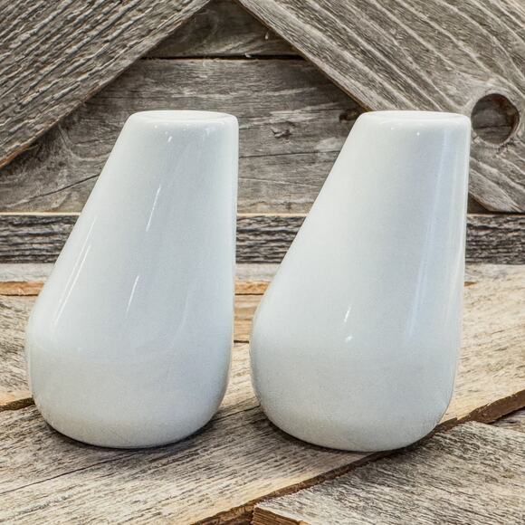Kahla Elixyr White Porcelain Salt/Pepper Shakers, Chic Asymmetrical Minimalist - Picture 5 of 7
